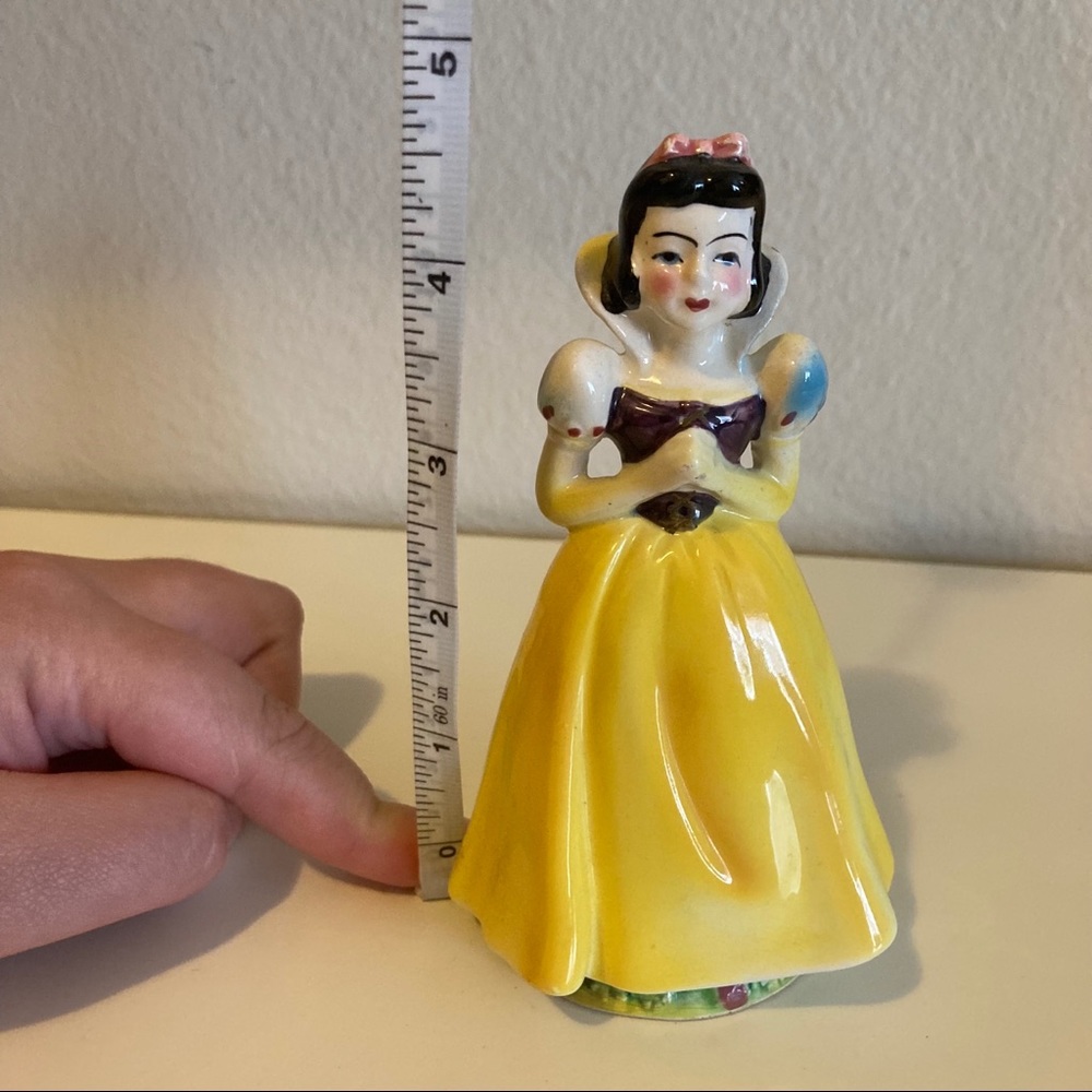 Vintage Snow White by Wales Japan 1960 - Picture 7 of 7